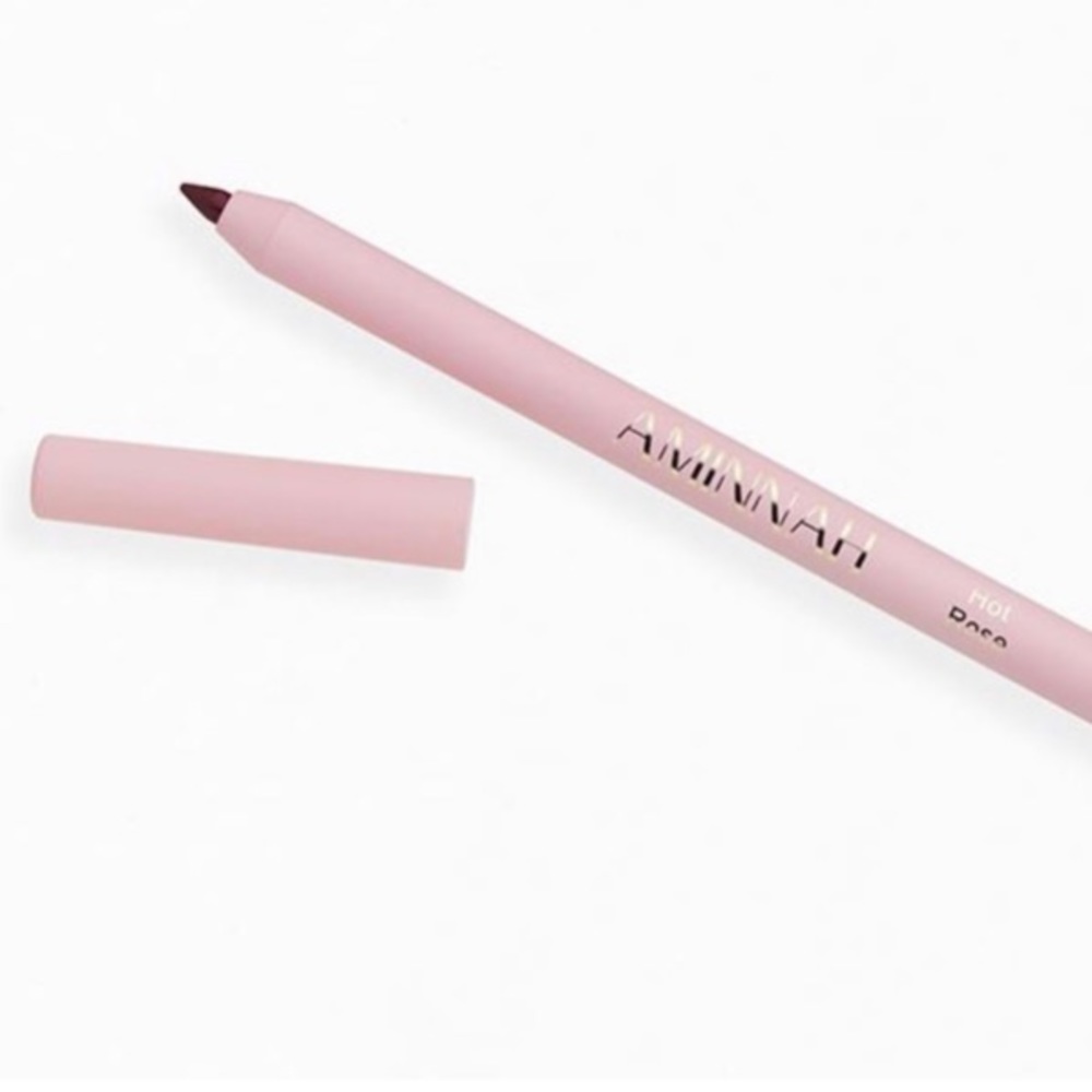 💎 AMINNAH SKINCARE Lip Liner in Hot Rose New Full-Size